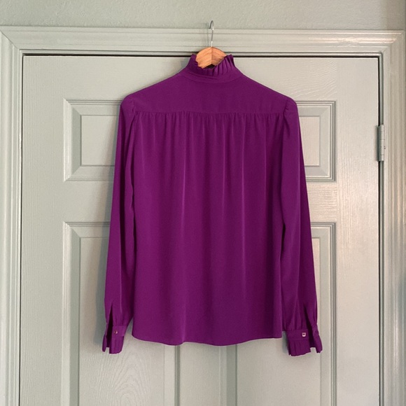 ST. JOHN royal purple high neck blouse with covered buttons & ruffle detail - Picture 6 of 12